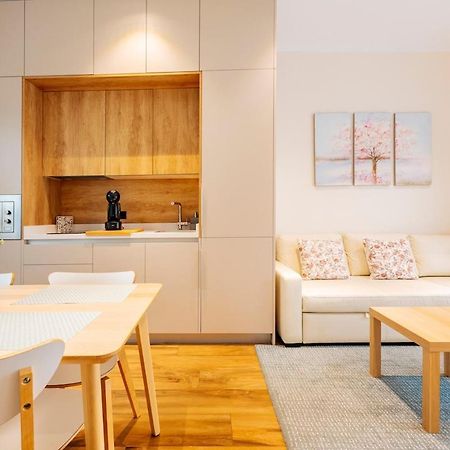 Deluxe Twobedroom Apartment Seville Downtown المظهر الخارجي الصورة