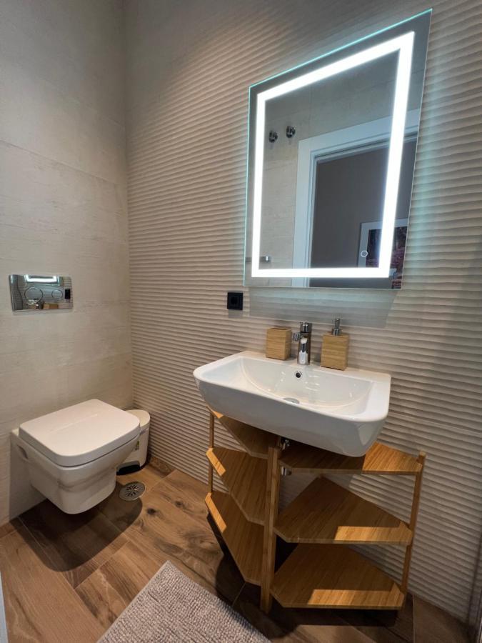 Deluxe Twobedroom Apartment Seville Downtown المظهر الخارجي الصورة