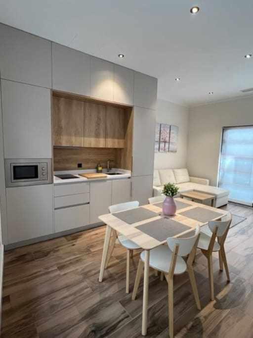 Deluxe Twobedroom Apartment Seville Downtown المظهر الخارجي الصورة