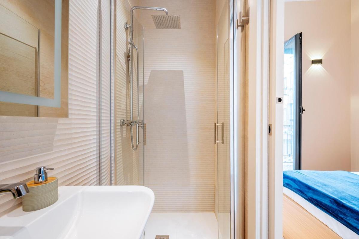 Deluxe Twobedroom Apartment Seville Downtown المظهر الخارجي الصورة