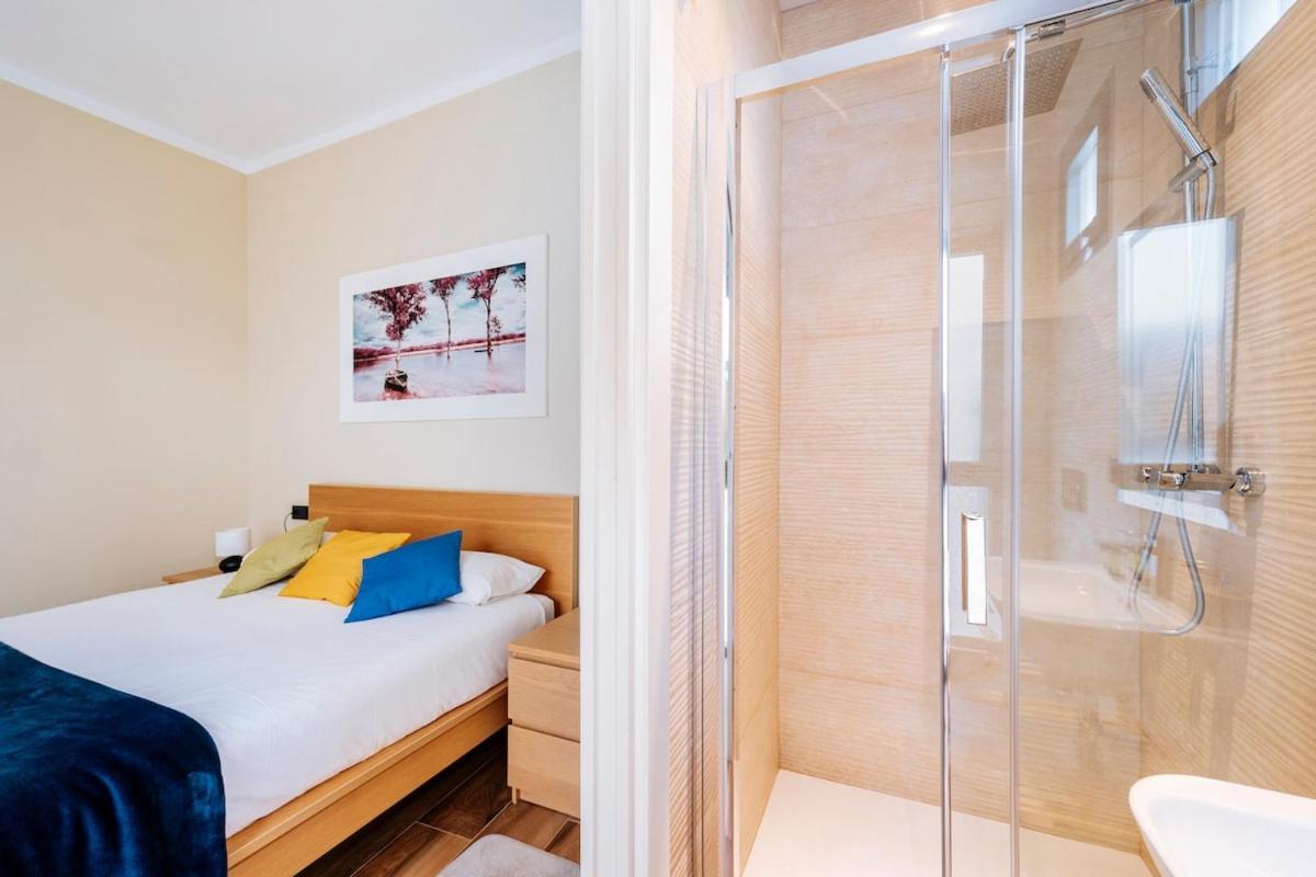 Deluxe Twobedroom Apartment Seville Downtown المظهر الخارجي الصورة