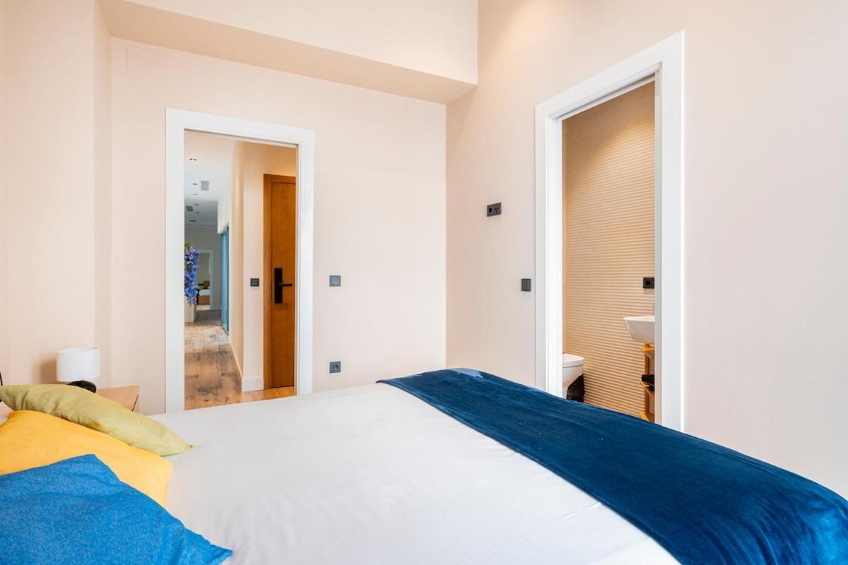 Deluxe Twobedroom Apartment Seville Downtown المظهر الخارجي الصورة