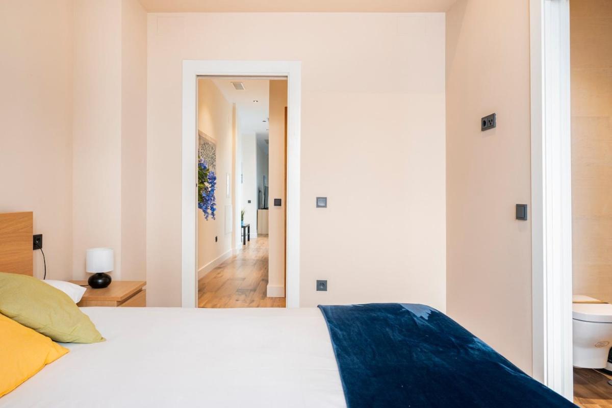Deluxe Twobedroom Apartment Seville Downtown المظهر الخارجي الصورة