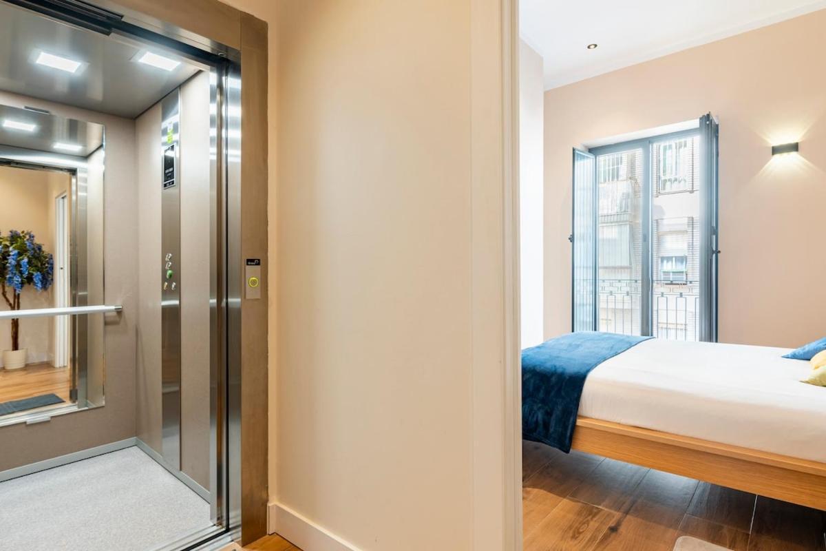 Deluxe Twobedroom Apartment Seville Downtown المظهر الخارجي الصورة