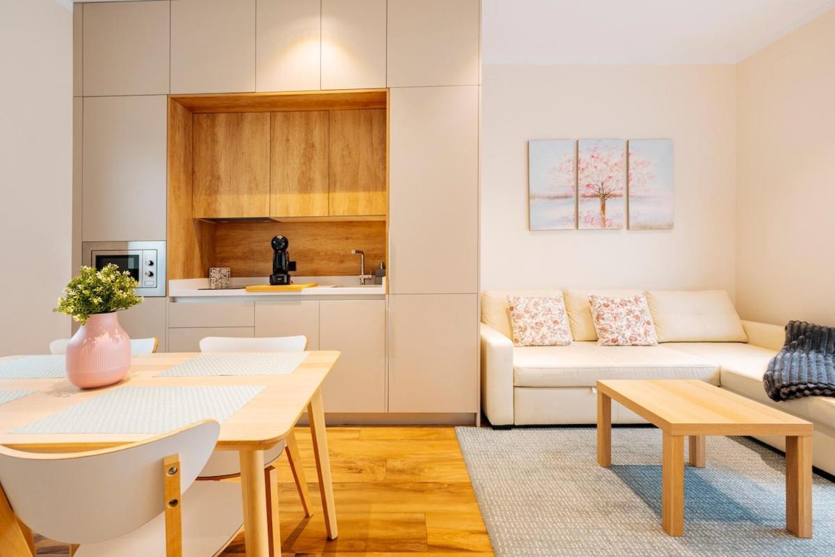 Deluxe Twobedroom Apartment Seville Downtown المظهر الخارجي الصورة